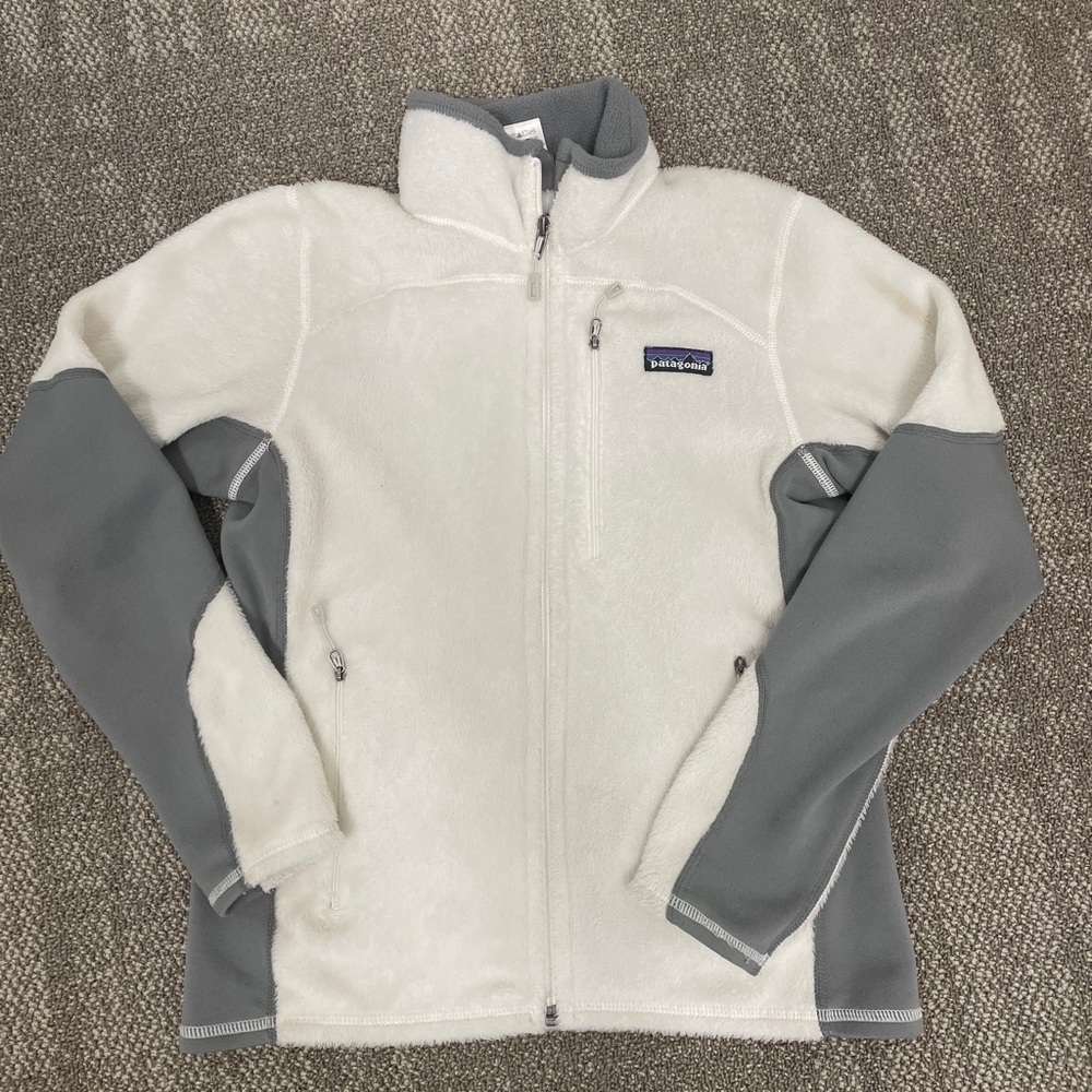 Patagonia zip up fleece white and gray XS